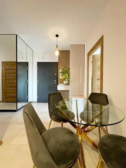 Manufaktura Residence - Apartamenty Prestiz Z Garazem Podziemnym I Dwoma Lazienkami Łódź Exterior foto